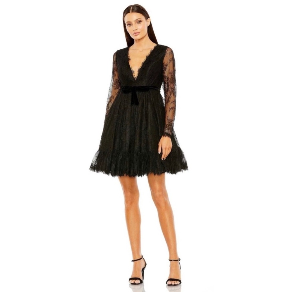 Mac Duggal Black Lace V-Neck Long Sleeve Cocktail Dress Velvet Tie 12 NEW